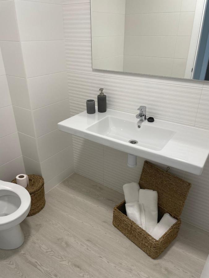 Golden Views Apartment Viveiro Bagian luar foto